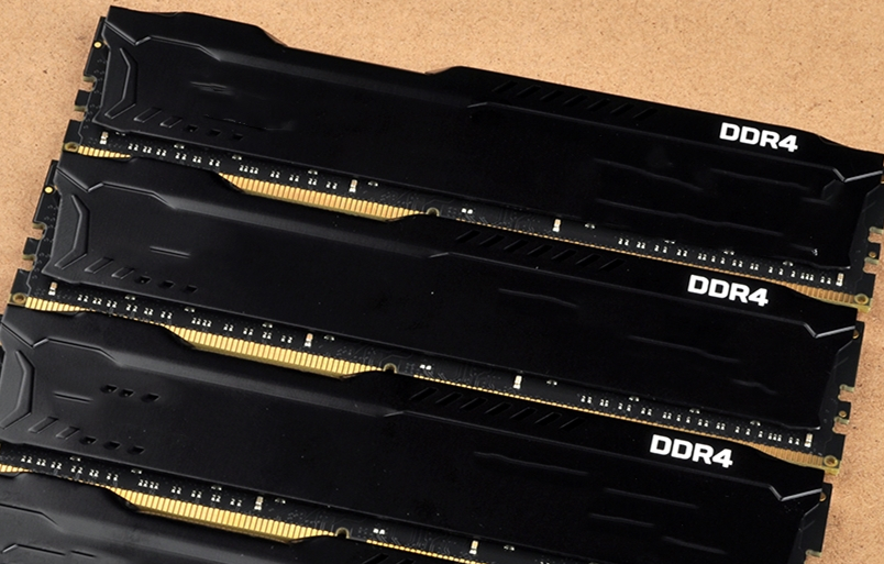 2014年9月，DDR4 SDRAM计划开始实行